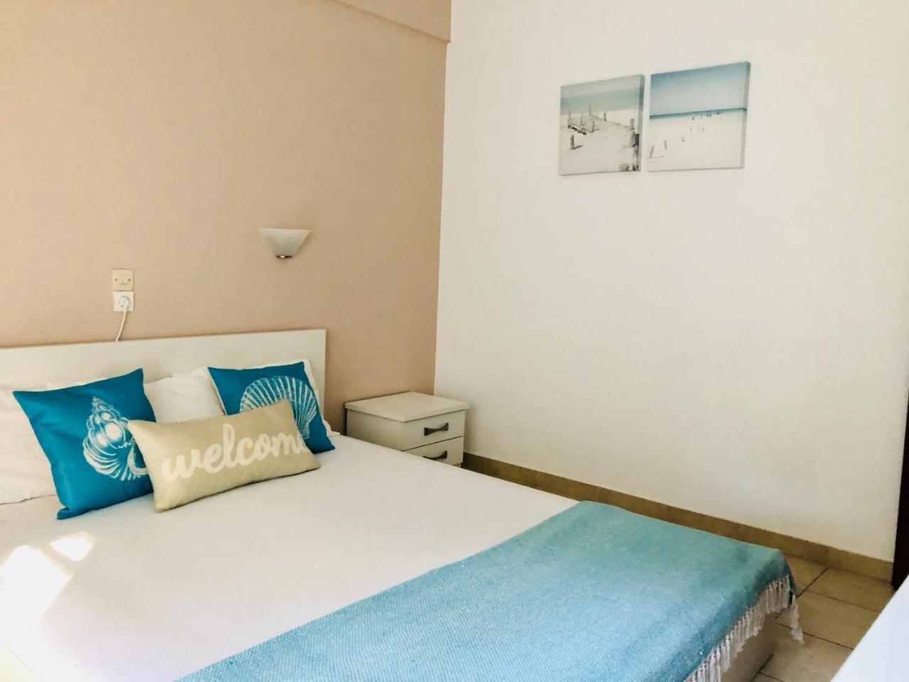 Hotel George Agios Kirykos  Ngoại thất bức ảnh