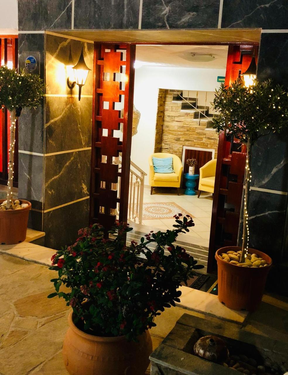 Hotel George Agios Kirykos  Ngoại thất bức ảnh